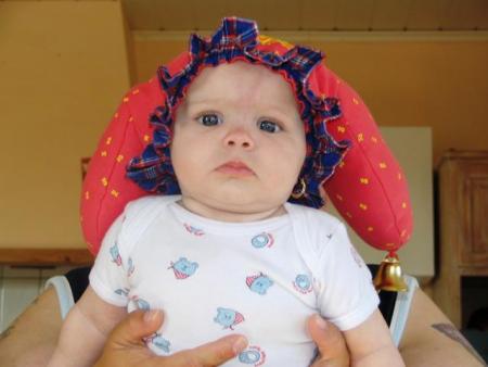 et sais moi celine qui fait encore le meme que maman et papa voila dite moi comme je suis belle ...